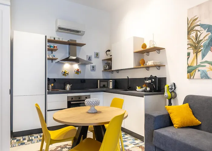 Kefale - Di Charme Nel Cuore Di By Biz Apartament Cefalù