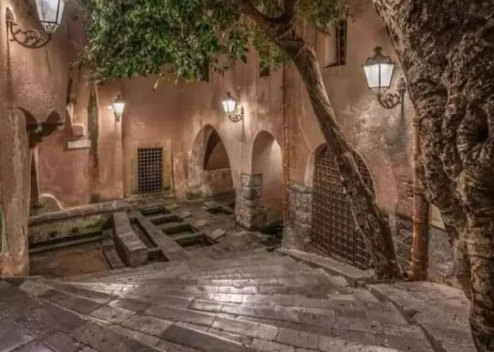 Kefale - Di Charme Nel Cuore Di By Biz アパート チェファル